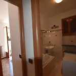 Spacious Retreat In Cannero Tatil Evi