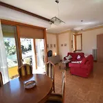 Spacious Retreat In Cannero *