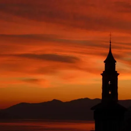 Spacious Retreat In Cannero Nyaraló *