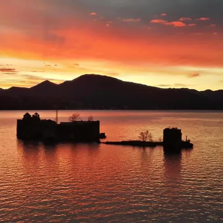 Spacious Retreat In Cannero Nyaraló Cannero Riviera