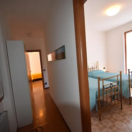 Spacious Retreat In Cannero Hébergement de vacances *