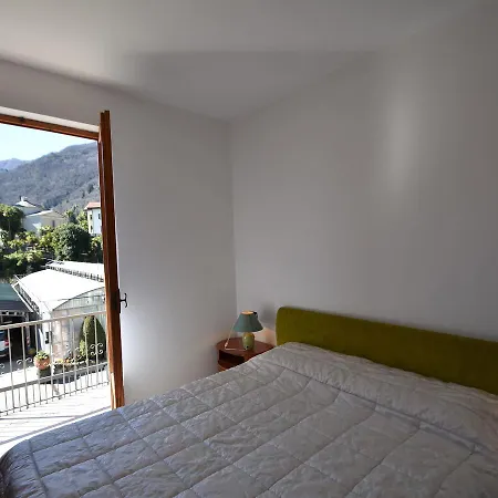 Spacious Retreat In Cannero קנרו ריביירה