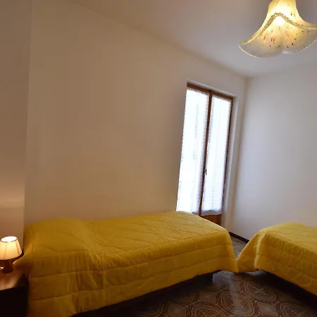 Ferienhaus Spacious Retreat In Cannero