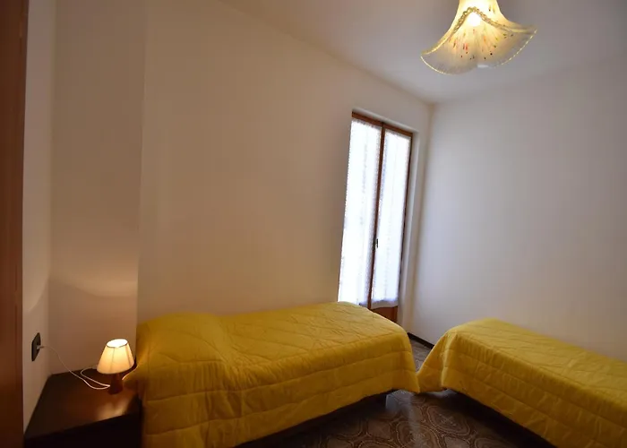 Semesterbostad Spacious Retreat In Cannero *