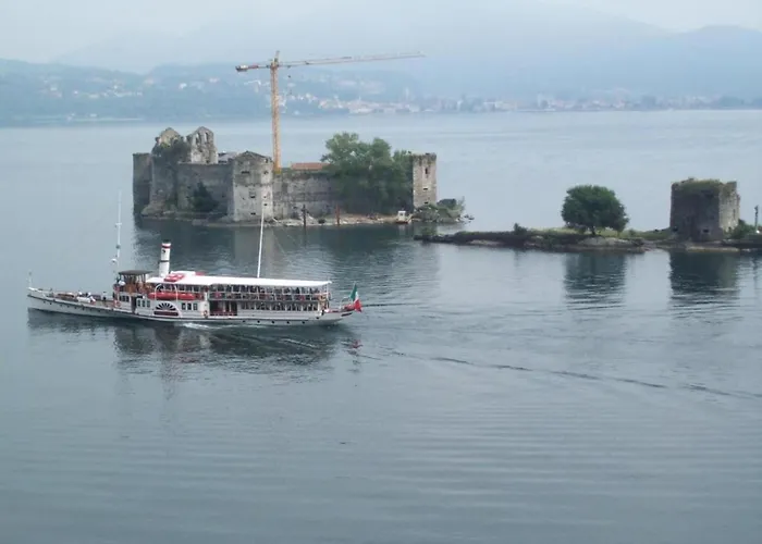 Spacious Retreat In Cannero Cannero Riviera